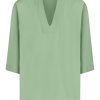 Bluse | Ragno Blusa Con Scollo A V In Ecoseta - Quiet Green